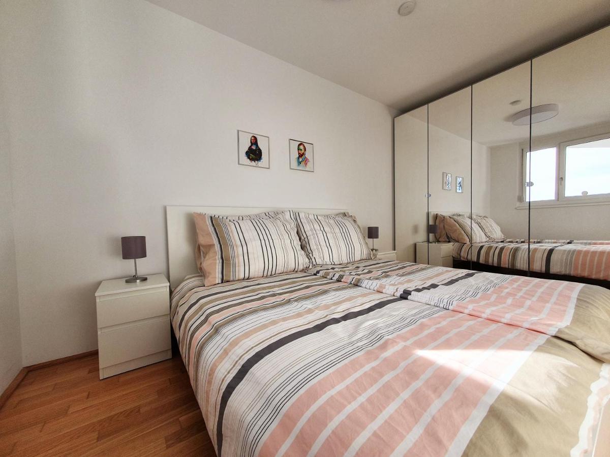 Near Lake Stylish & Fully Furnished Apartment Vienne Extérieur photo