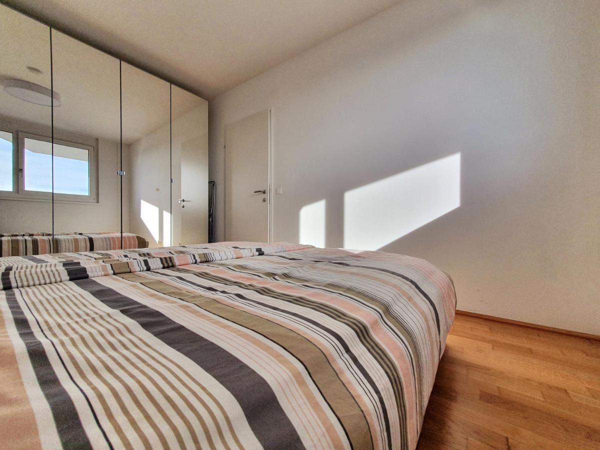 Near Lake Stylish & Fully Furnished Apartment Vienne Extérieur photo