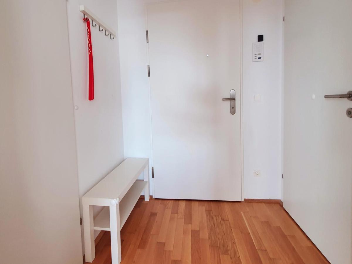 Near Lake Stylish & Fully Furnished Apartment Vienne Extérieur photo