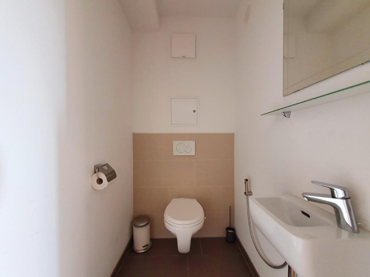 Near Lake Stylish & Fully Furnished Apartment Vienne Extérieur photo